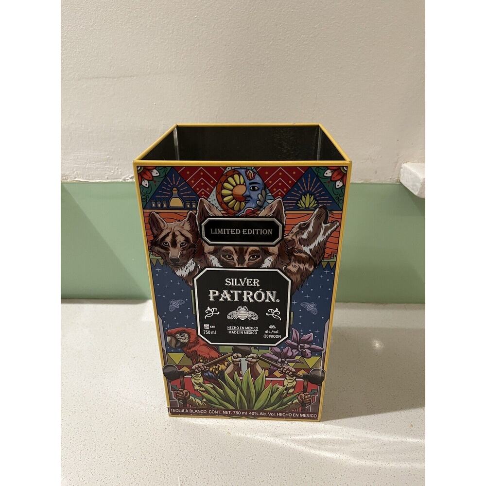 2018 Silver Patron Tequila Wolves Ltd Edition 8 x 4.5" Collectible Tin - No Lid